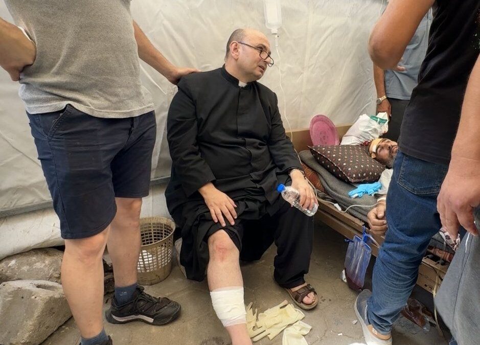 Israele colpisce la chiesa cattolica di Gaza