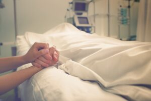 Ecco perché è pericoloso fare una legge sulla «morte assistita»