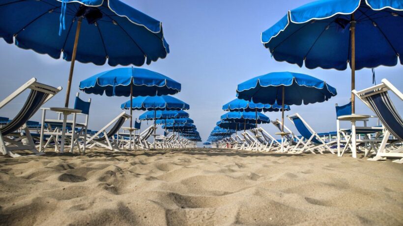 Nuova offensiva Ue sulle spiagge Indennizzi bocciati per 27.000 lidi