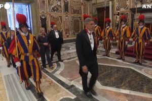 Giorgia Meloni incontra il Papa. Ucraina e Gaza tra i temi del colloquio