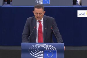 Pfizergate: «La Commissione ha usato poteri in modo abusivo, ignorando le decisioni del Parlamento Ue»