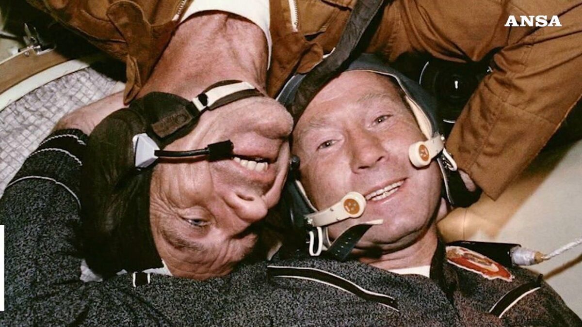 Apollo-Soyuz: 50 anni fa l’incontro nello spazio tra Usa e Urss