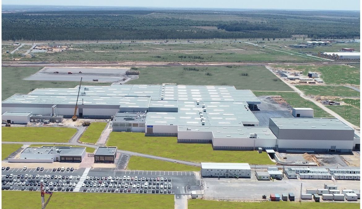 Svolta Stellantis: investe e assume. In Africa