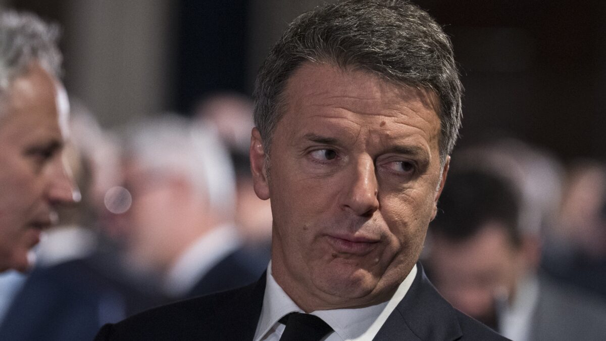 Renzi lancia la «tenda riformista» per cercare di non scomparire