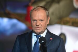 Il progressista Tusk blinda i confini contro i respingimenti di Berlino