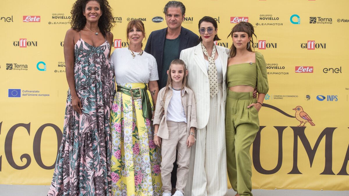 Apre col botto il Giffoni film festival: il bambino che ama vestirsi da donna