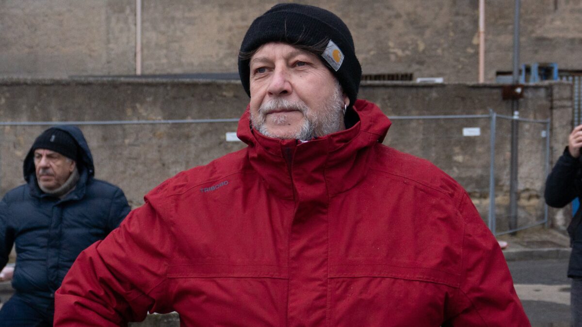 Affondato il prete degli immigrati. Ma riecco Casarini: «Torno in mare»