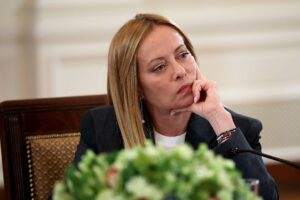 Il lodo Meloni per la difesa di Kiev: in caso di attacco, 24 ore per reagire