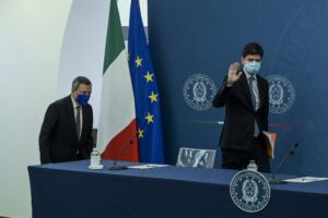 Ecco le mail snobbate dagli esperti del governo Draghi