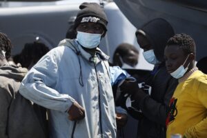 I giudici europei azzoppano la lotta contro gli scafisti