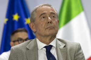 Ilva, Urso e i sindacati protestano. «Bitetti danneggia i lavoratori»