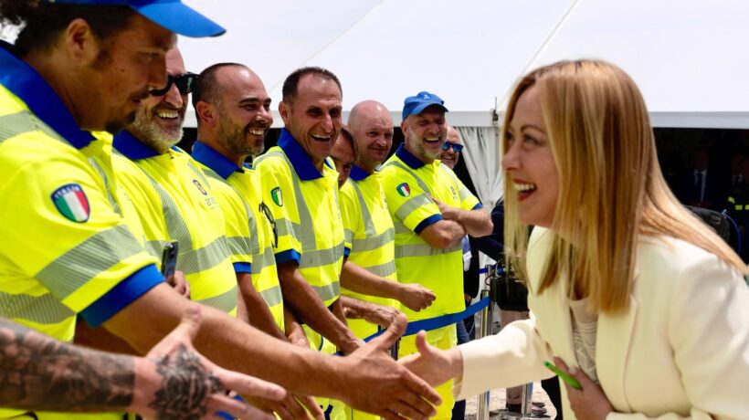 Marche, la Meloni porta lavoro. Il Pd sclera
