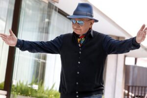 Nicola Di Bari: «Ho cantato Charlot e riso con Zalone»