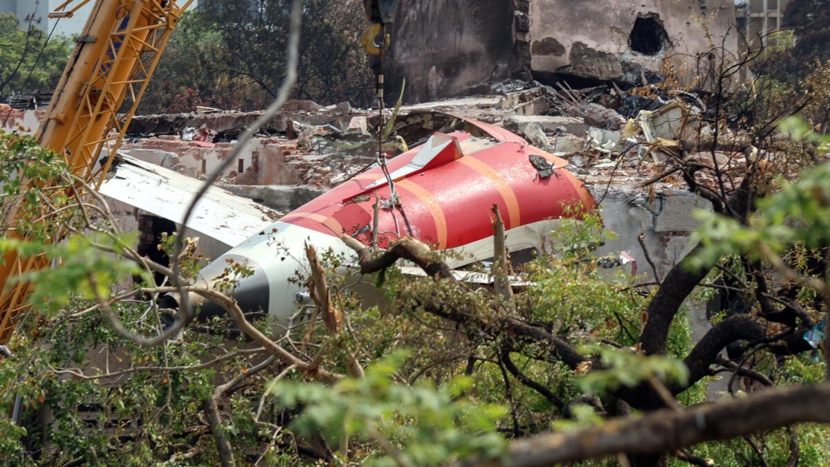 Piloti e suicidi in volo: un fenomeno raro ma dall’impatto devastante