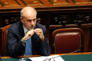 Caro Schillaci, lei prima era inutile, ora dannoso