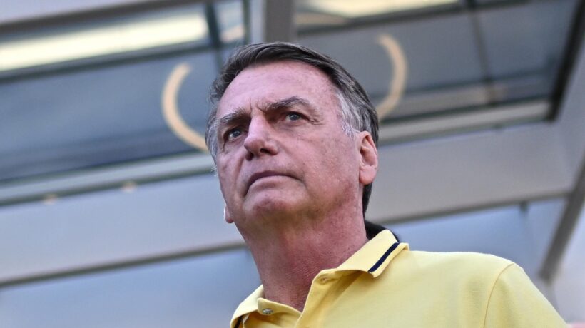 Brasile, trovata nel cellulare di Bolsonaro una bozza di richiesta di asilo a Milei