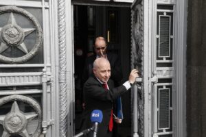 «Chi condanna Trump allontana la pace. Il negoziato è all’inizio»