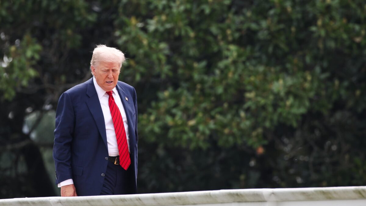 L’Europa in scia a Trump sfida l’Iran. «Tornino le sanzioni per il nucleare»