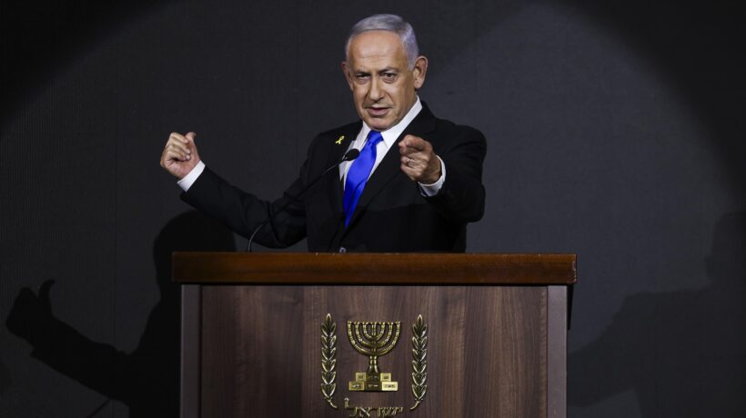 La guerra larga di Bibi: governo Huthi abbattuto. «Turchia? Come Hamas»
