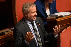 Claudio Borghi: «Ora potremmo nominare pure esperti Usa»