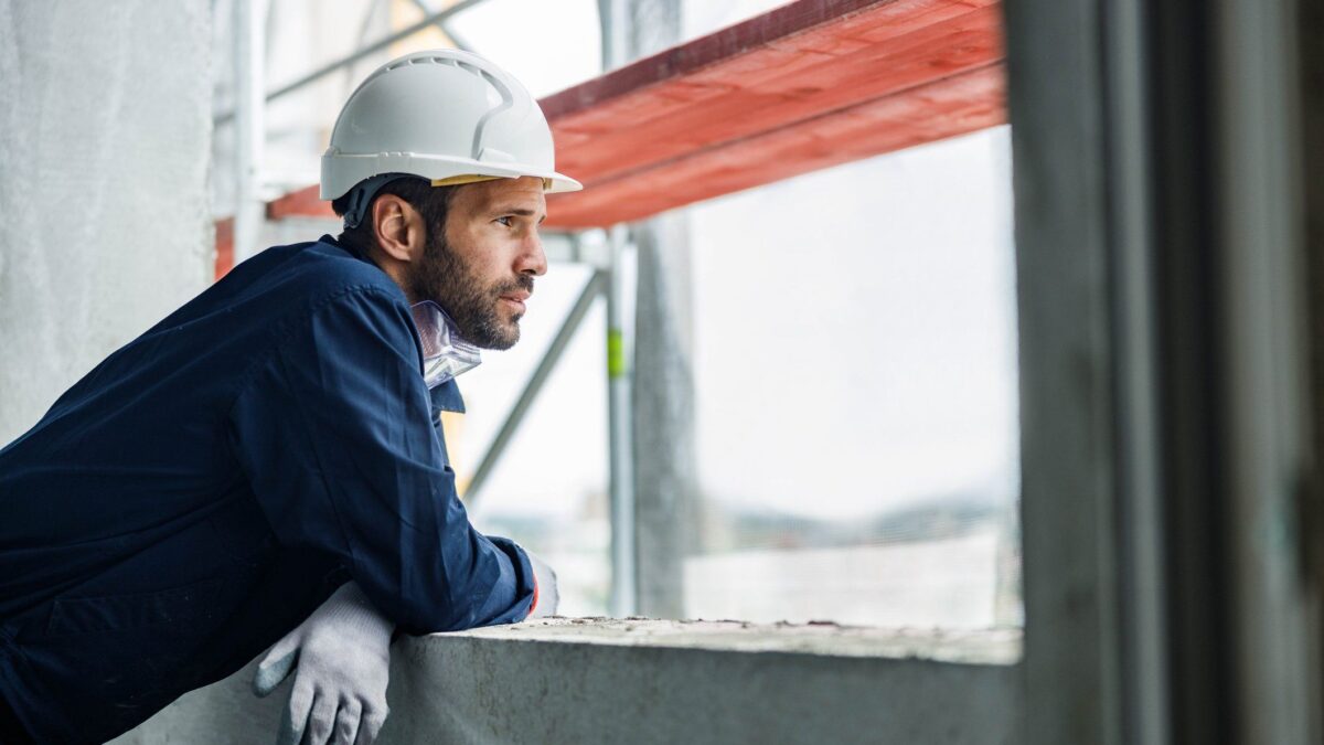 Giovane, maschio e italiano, difficile trovare lavoro
