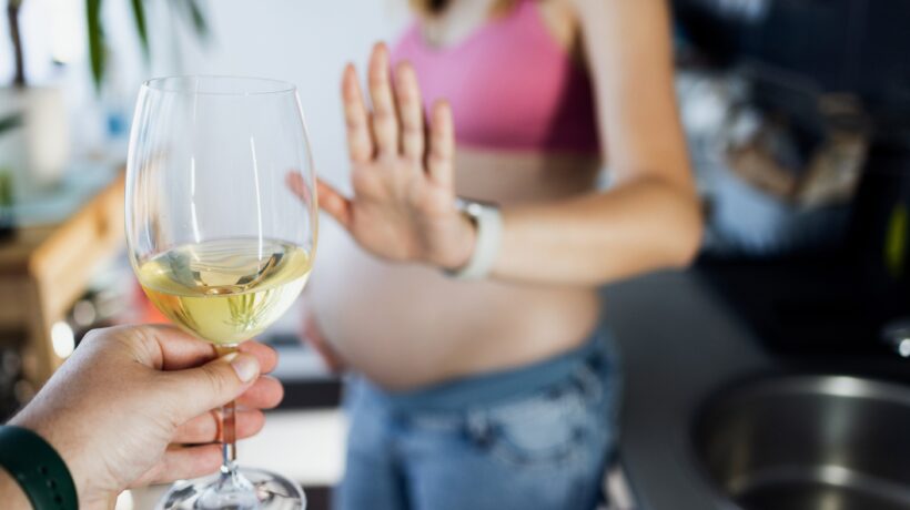 I danni sottostimati dell’alcol in gravidanza