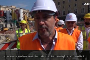 Salvini: «Commissione vaccini? Al ministero qualcosa non va»