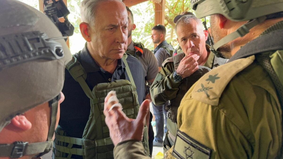 Netanyahu mette in riga l’esercito: «Farà quello che decidiamo noi»