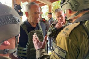 Netanyahu mette in riga l’esercito: «Farà quello che decidiamo noi»