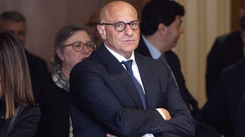 Lega contro l’obbligo di siero. Rampelli (Fdi) agita il partito: «Il ministro non si tocca»