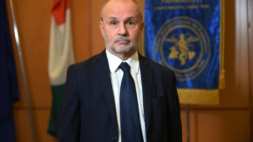 Schillaci, «camice grigio» scelto da Mattarella e apprezzato dalla sinistra