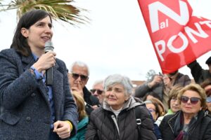 Il Ponte sullo Stretto fa nascere il nuovo campo largo rosicone dal Pd ai black bloc