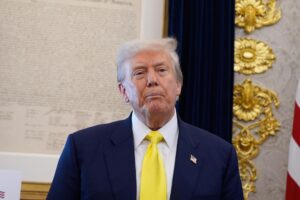 Trump molla Zelensky: «Non l’ho invitato al vertice in Alaska»