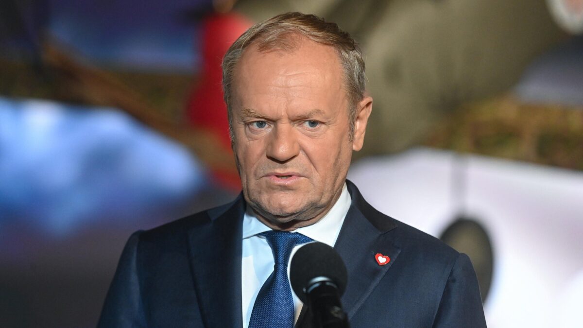 Tusk si mette di traverso: «Vertice a Budapest? È meglio andare altrove»