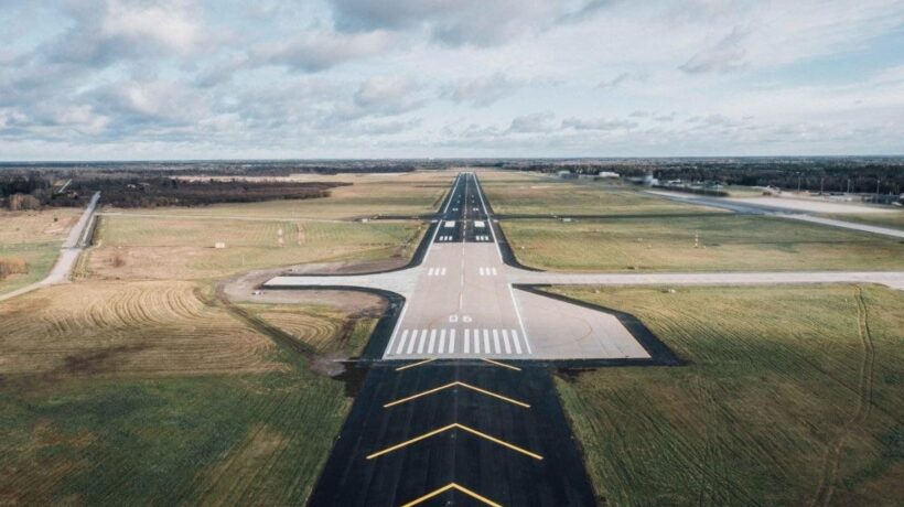 La pista dell'aeroporto militare di Amari (Nato)