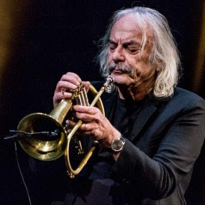 Non Sparate sul Pianista | Enrico Rava: «Bix, Chet Baker e Miles Davis, i trombettisti jazz della mia vita»