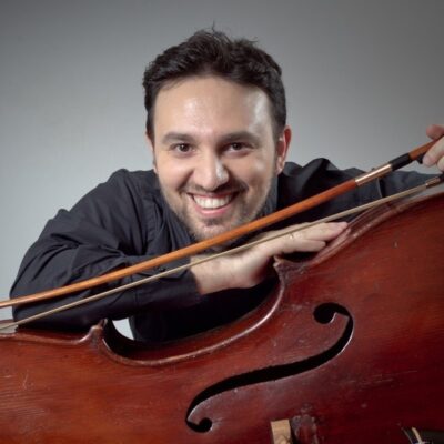 Non Sparate sul Pianista | Enrico Fagone: «Dirigere un’orchestra ti rende padre»