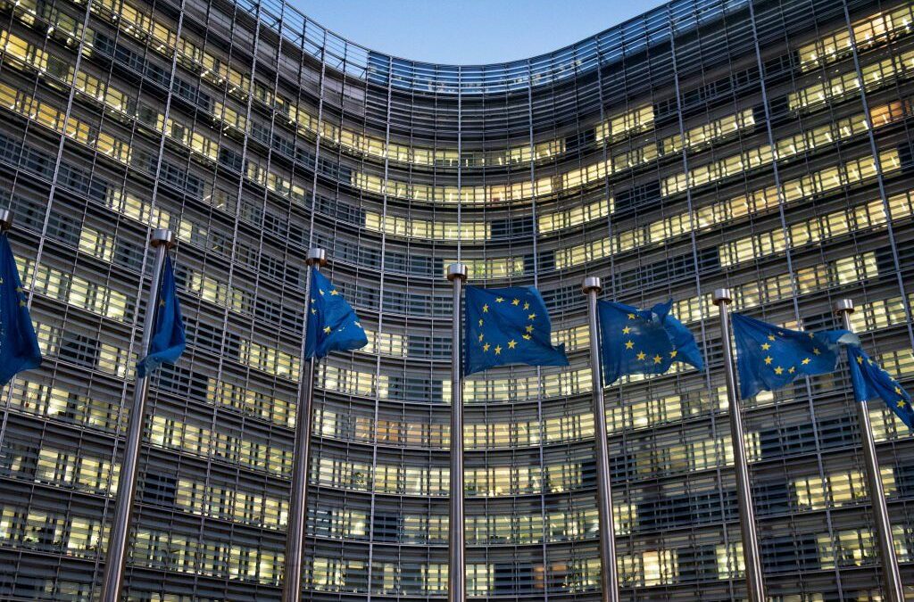 La vera minaccia per la democrazia non viene dall’esterno: è Bruxelles