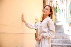 Se sei giovane, bella e di destra ti boicottano