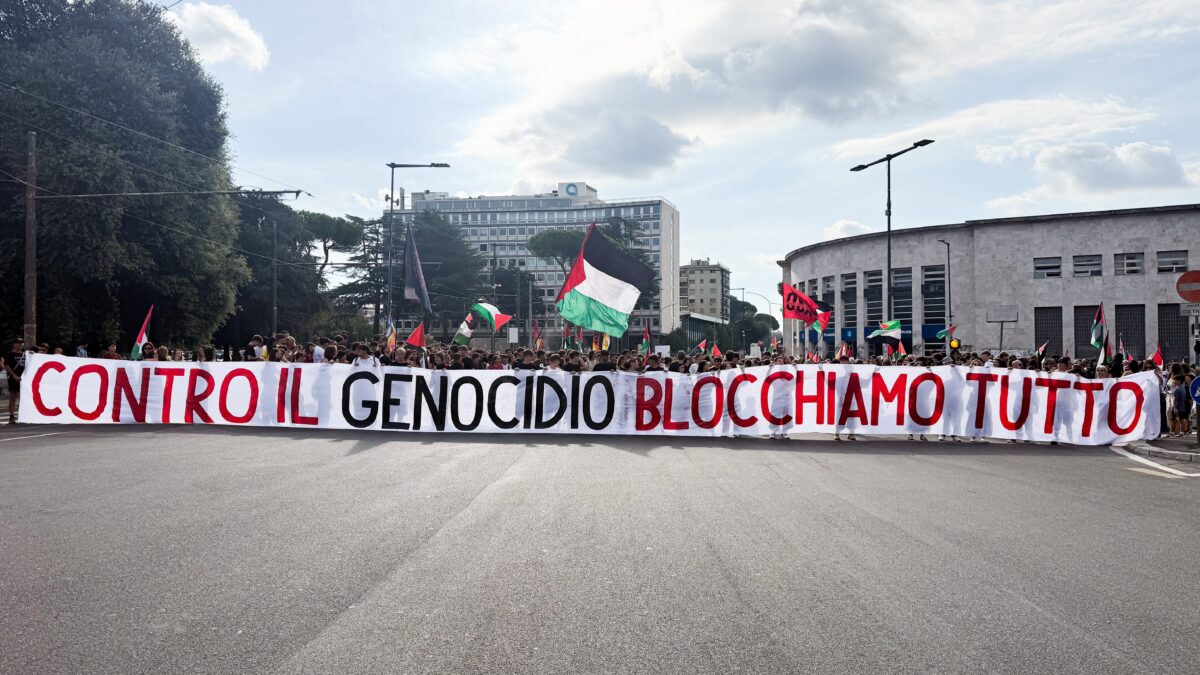 Lo sciopero pro Pal fa cilecca. Per «bloccare il Paese» sono serviti i facinorosi
