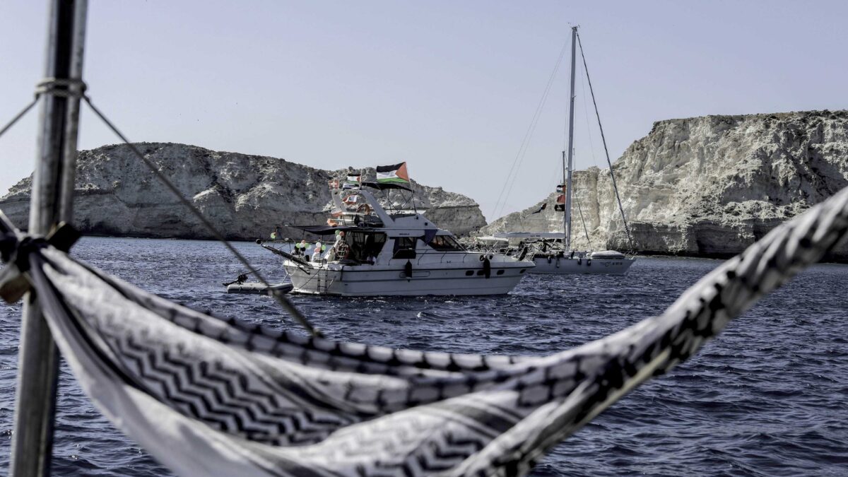La Flotilla tira dritto verso Gaza. Crosetto: rischio effetti drammatici