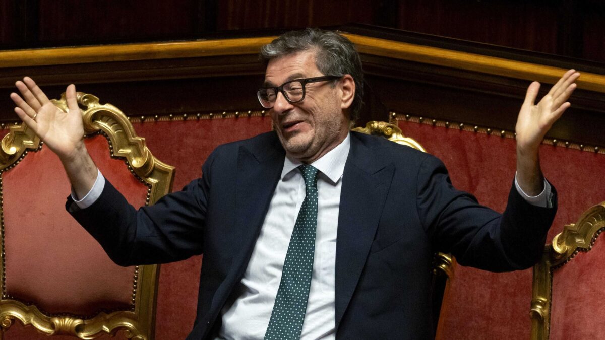 Da Fitch arriva un assist al governo per procedere al taglio delle tasse