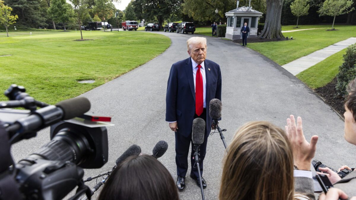 Kirk, Trump sconvolto: «Era come un figlio. L’assassino merita la pena di morte»