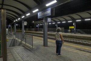 La giudice lo lascia libero, africano stupra una 18enne