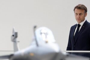 La Germania fa scendere Macron dal caccia di sesta generazione
