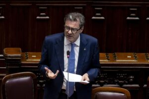 Giorgetti: «Manovra, basta sacrifici. Ma pesa l’incognita della Difesa»