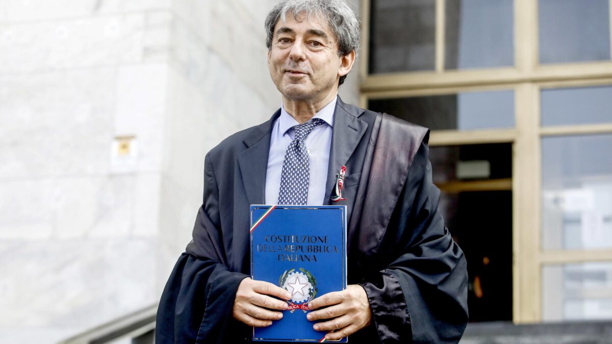 A screditare le toghe ci pensano loro stesse