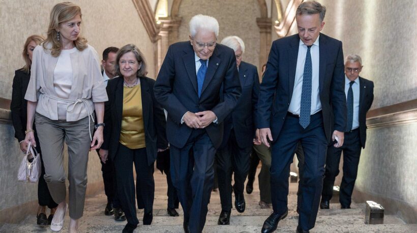 La Flotilla sperona Mattarella ma chi è a bordo rischia 12 anni
