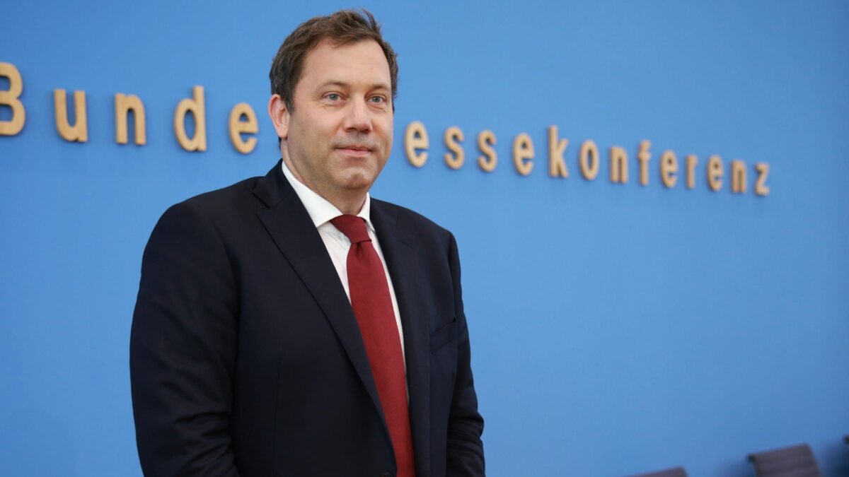 Germania malata, arriva l’austerità: sforbiciata alle pensioni e ai sussidi