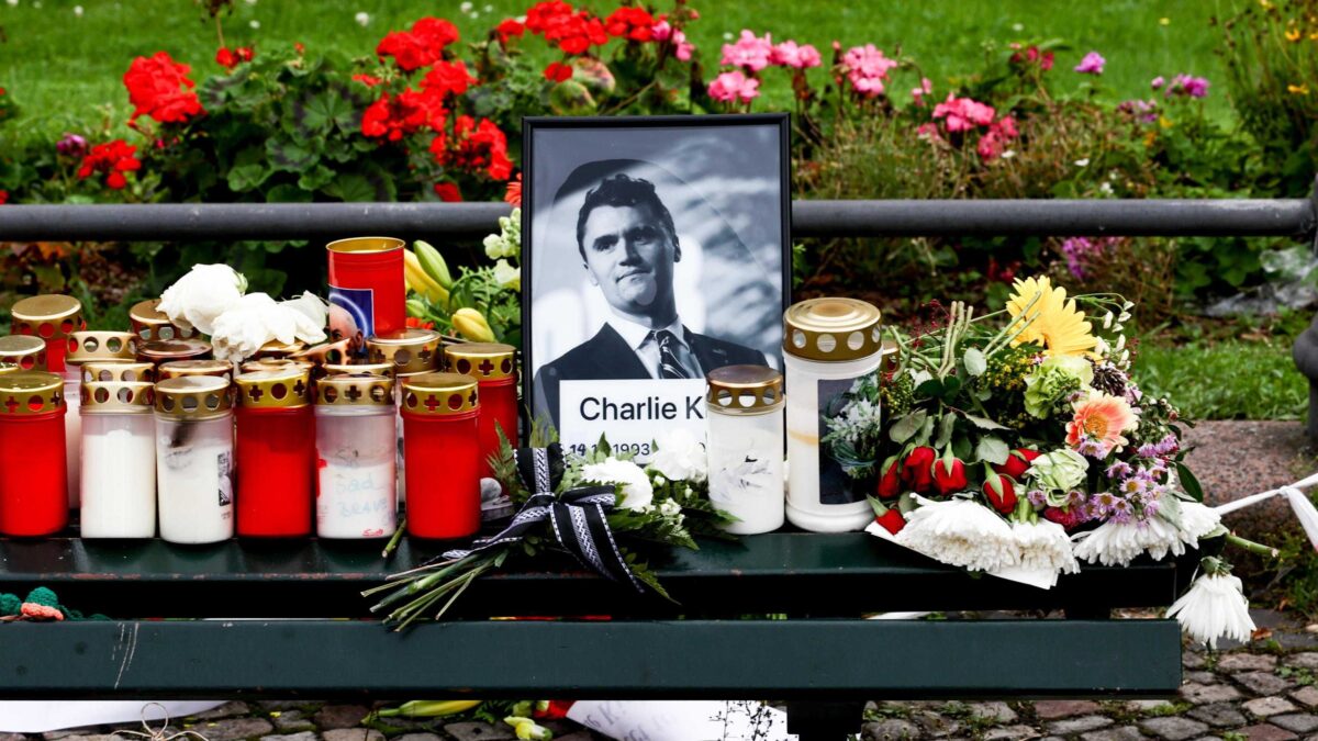 SIAMO TUTTI CHARLIE